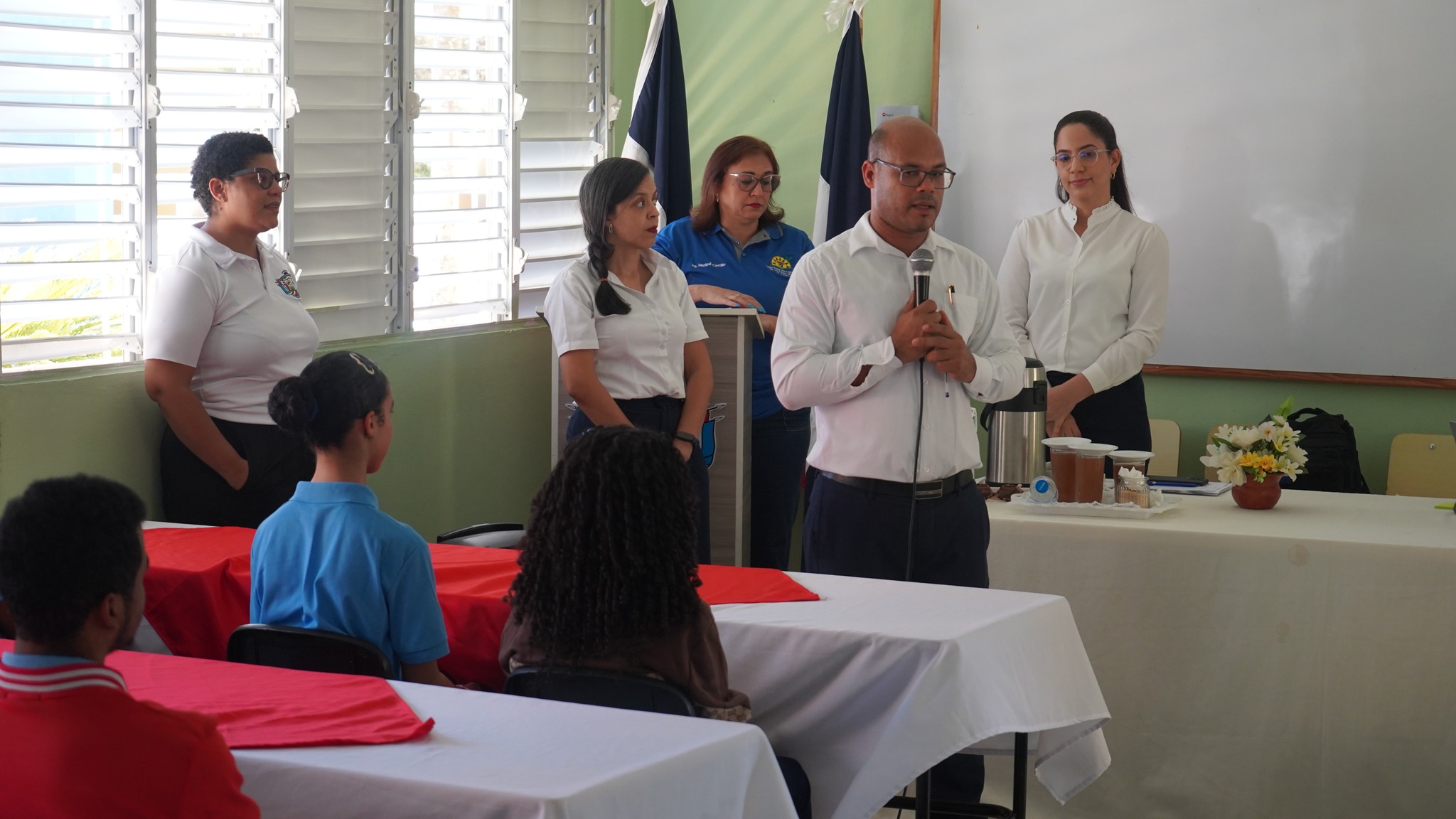 Imagen de la noticia: Charla “Huella Ecológica” en el marco de la Semana de Limpieza de Ríos, Playas y Costas